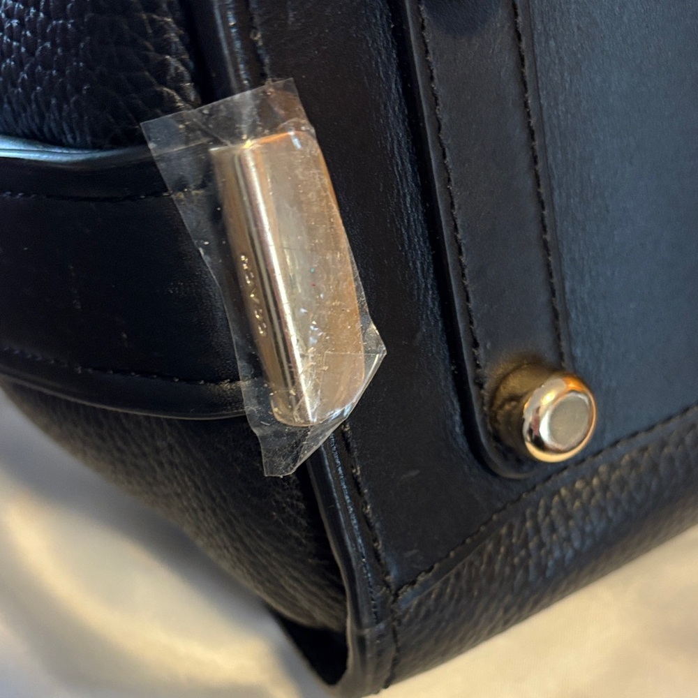 Coach Black Leather Shoulder Bag - Picture 3 of 11